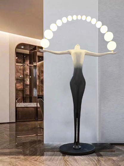 Evania Lamp
