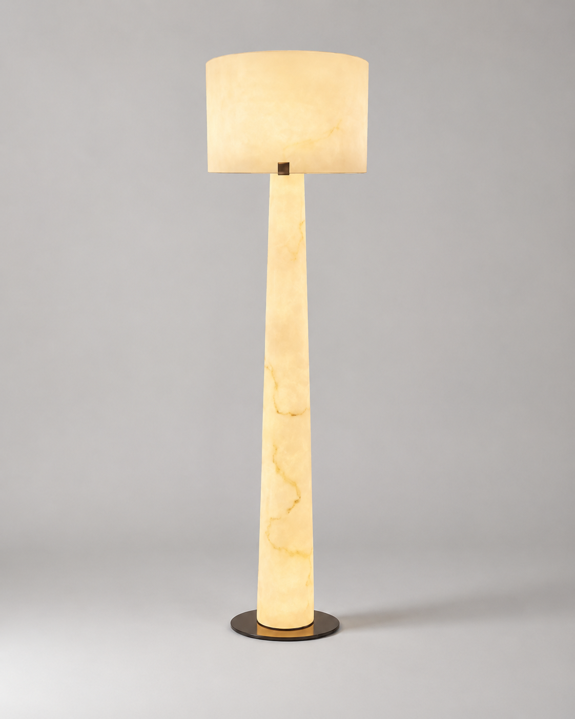 Iseult Lamp
