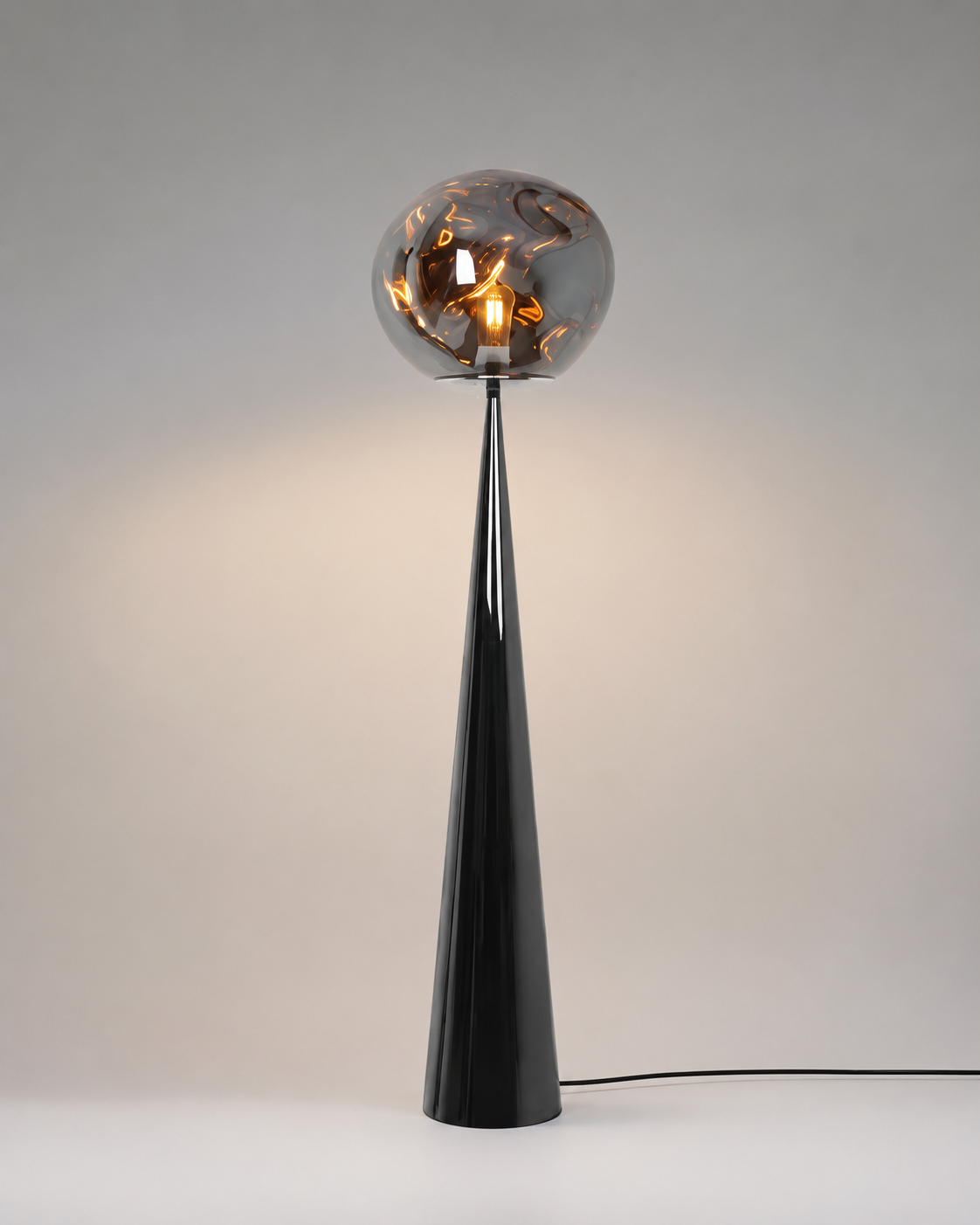 Neve Lamp