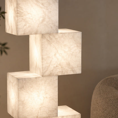 Damaris Lamp